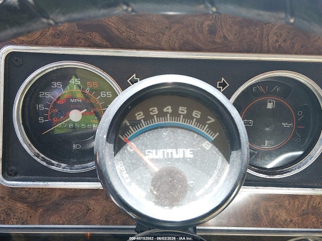 45152552 :رقم المزاد ، 1GBJP37WXE3329438 vin ، 1984 Chevrolet P30 مزاد بيع
