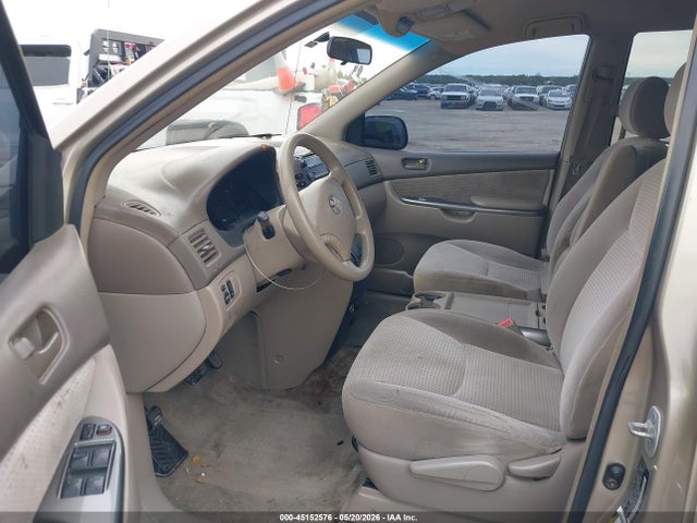 45152576 :رقم المزاد ، 5TDZA23C86S483040 vin ، 2006 Toyota Sienna Le مزاد بيع