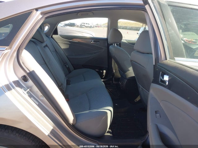 2013 Hyundai Sonata Hybrid მანქანა იყიდება აუქციონზე, vin: KMHEC4A42DA077809, აუქციონის ნომერი: 45152596