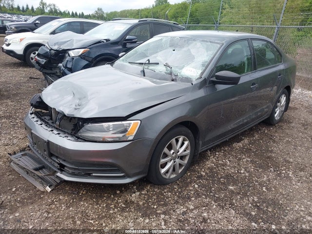 45152626 :رقم المزاد ، 3VWD17AJ4FM300352 vin ، 2015 Volkswagen Jetta 1.8t Se مزاد بيع