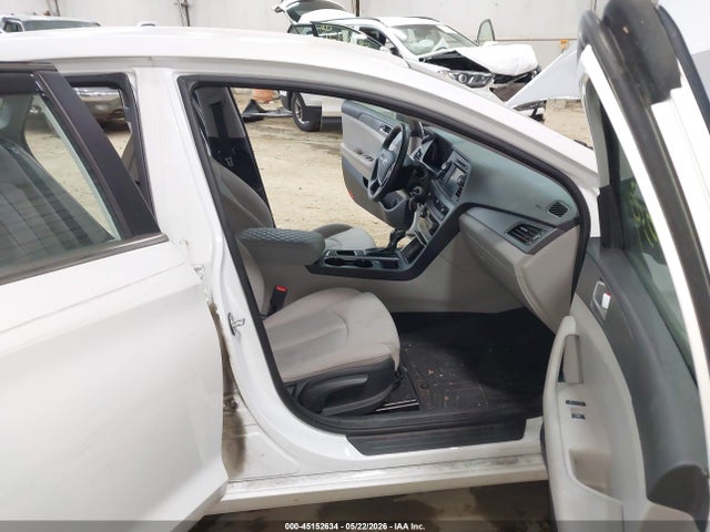 Продажа на аукционе авто 2016 Hyundai Sonata Se, vin: 5NPE24AF7GH389310, номер лота: 45152634