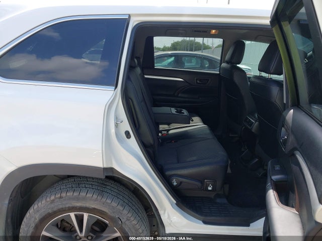 5TDZZRFH4HS217364 Toyota Highlander Le Plus