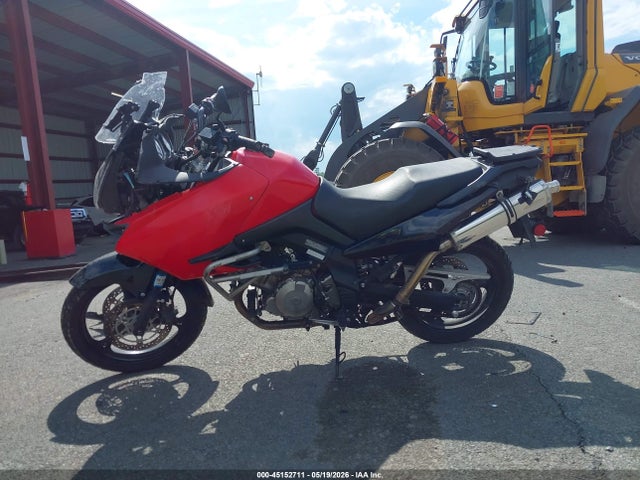 45152711 :رقم المزاد ، JS1VT53A0C2100455 vin ، 2012 Suzuki Dl1000 مزاد بيع