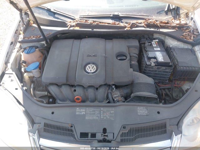 45152735 :رقم المزاد ، 3VWRZ7AJ1AM138297 vin ، 2010 Volkswagen Jetta Limited Edition مزاد بيع
