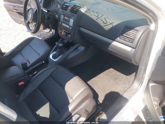 45152735 :رقم المزاد ، 3VWRZ7AJ1AM138297 vin ، 2010 Volkswagen Jetta Limited Edition مزاد بيع
