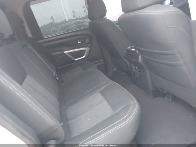 45152739 :رقم المزاد ، 1N6AA1E57HN514712 vin ، 2017 Nissan Titan Sv مزاد بيع