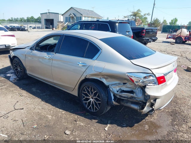 Продаж на аукціоні авто 2015 Honda Accord Sport, vin: 1HGCR2F50FA170204, номер лоту: 45152742