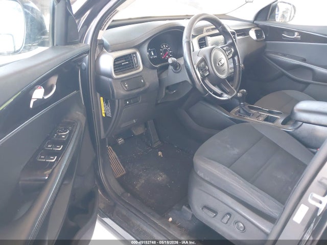 Продажа на аукционе авто 2017 Kia Sorento 2.4l Lx, vin: 5XYPG4A30HG195243, номер лота: 45152748