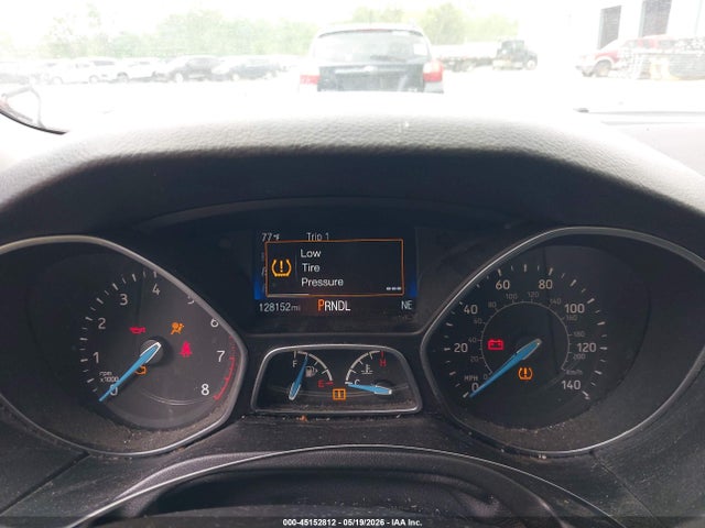 2018 Ford Focus Se მანქანა იყიდება აუქციონზე, vin: 1FADP3F22JL301110, აუქციონის ნომერი: 45152812