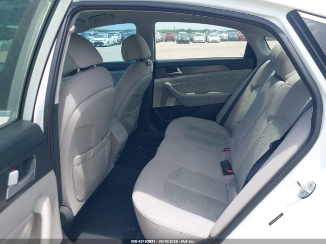 Продажа на аукционе авто 2016 Hyundai Sonata Sport, vin: 5NPE34AF6GH320573, номер лота: 45152831