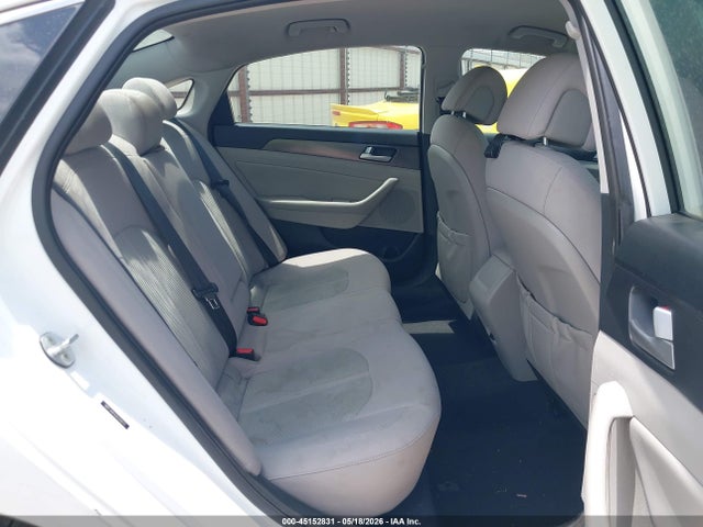 Продажа на аукционе авто 2016 Hyundai Sonata Sport, vin: 5NPE34AF6GH320573, номер лота: 45152831