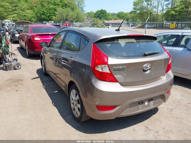 Продажа на аукционе авто 2012 Hyundai Accent Se, vin: KMHCU5AE9CU012522, номер лота: 45152852