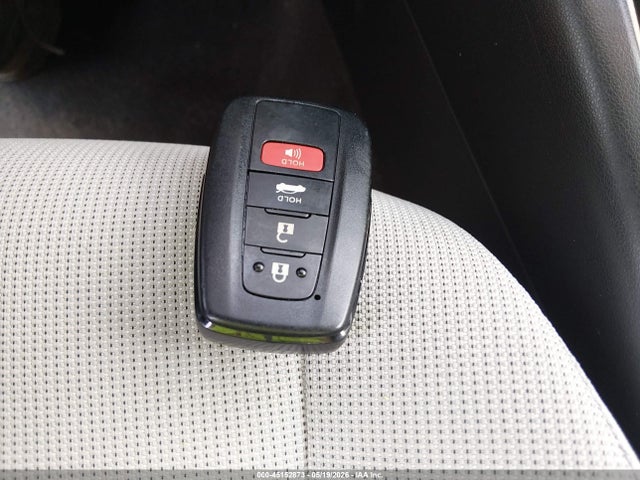 2021 Toyota Corolla Hybrid Le მანქანა იყიდება აუქციონზე, vin: JTDEAMDE5MJ010684, აუქციონის ნომერი: 45152873