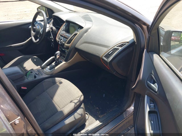45152889 :رقم المزاد ، 1FAHP3M2XCL378122 vin ، 2012 Ford Focus Sel مزاد بيع
