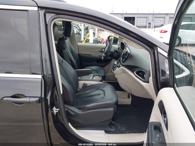 Продаж на аукціоні авто 2022 Chrysler Pacifica Touring L, vin: 2C4RC1BG7NR140445, номер лоту: 45152894