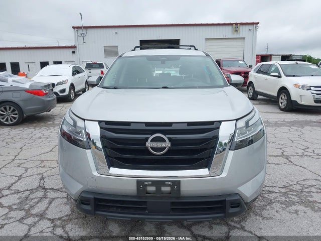 5N1DR3BAXNC231973 Nissan Pathfinder Sv 2wd