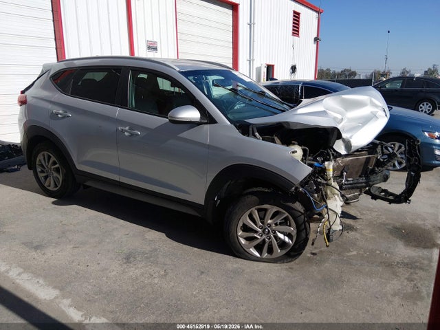 Hyundai Tucson Se Plus 2017 KM8J33A49HU418619 main image