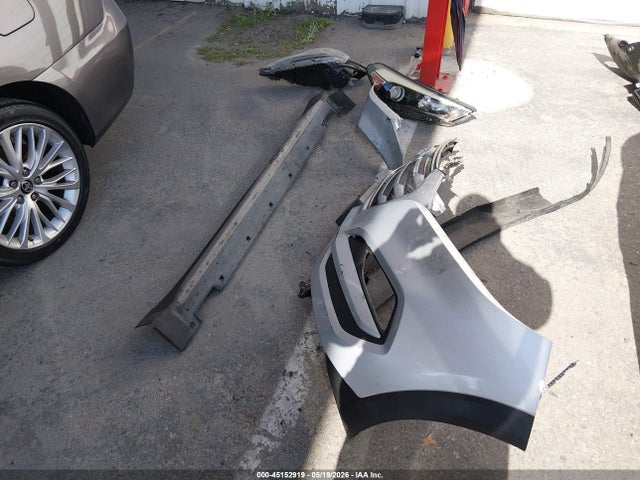 KM8J33A49HU418619 Hyundai Tucson Se Plus