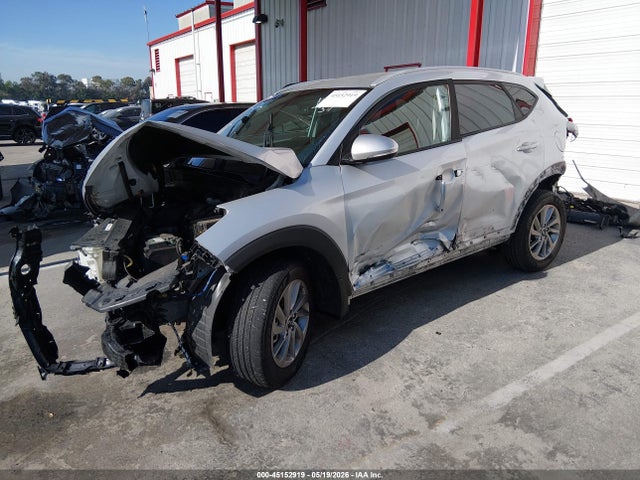 Hyundai Tucson Se Plus 2017 KM8J33A49HU418619 Image 2