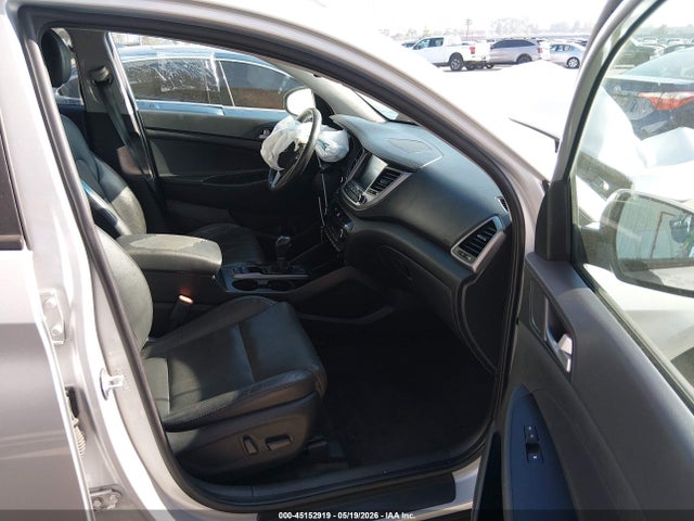 Hyundai Tucson Se Plus 2017 KM8J33A49HU418619 Image 5