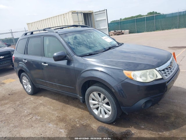 45152949 :رقم المزاد ، JF2SHAFC2DH432865 vin ، 2013 Subaru Forester 2.5x Limited مزاد بيع
