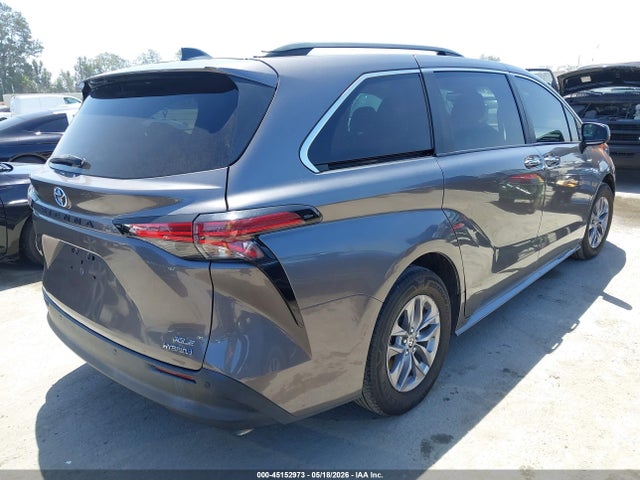 5TDJRKEC1MS005543 Toyota SIENNA XLE