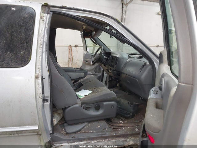 45152987 :رقم المزاد ، 1FTRX18L13NA57418 vin ، 2003 Ford F-150 Lariat/xl/xlt مزاد بيع