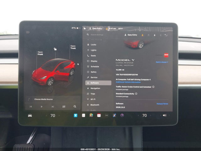 Продажа на аукционе авто 2024 Tesla Model Y Long Range Dual Motor All-wheel Drive, vin: 7SAYGDEE5RF025746, номер лота: 45153031