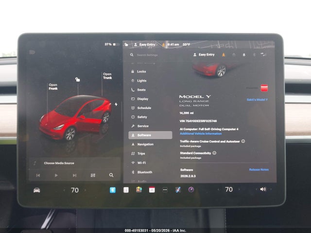 Продажа на аукционе авто 2024 Tesla Model Y Long Range Dual Motor All-wheel Drive, vin: 7SAYGDEE5RF025746, номер лота: 45153031