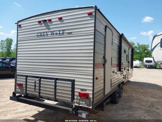 45153038 :رقم المزاد ، 4X4TCKB29KK053229 vin ، 2019 Cherokee Other مزاد بيع