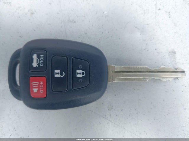 45153046 :رقم المزاد ، 5YFBURHE6JP782507 vin ، 2018 Toyota Corolla Se مزاد بيع