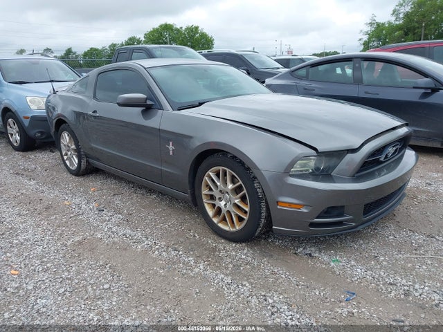 Продаж на аукціоні авто 2014 Ford Mustang V6 Premium, vin: 1ZVBP8AM2E5218808, номер лоту: 45153066