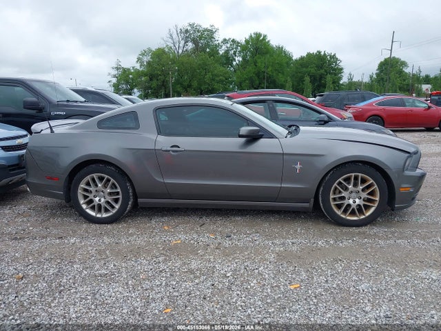 Продаж на аукціоні авто 2014 Ford Mustang V6 Premium, vin: 1ZVBP8AM2E5218808, номер лоту: 45153066