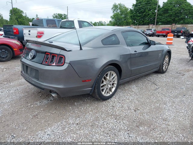 Продаж на аукціоні авто 2014 Ford Mustang V6 Premium, vin: 1ZVBP8AM2E5218808, номер лоту: 45153066