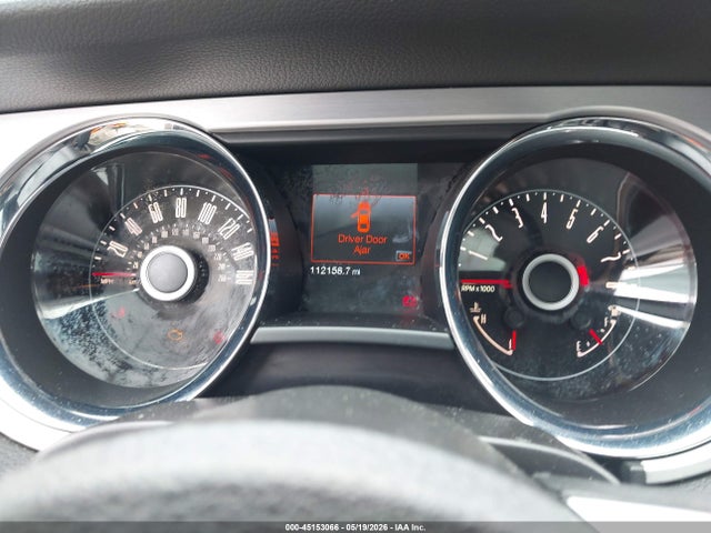Продаж на аукціоні авто 2014 Ford Mustang V6 Premium, vin: 1ZVBP8AM2E5218808, номер лоту: 45153066
