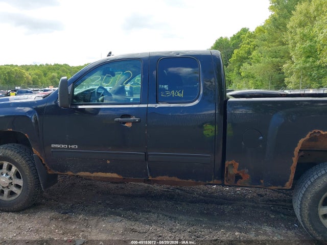 45153072 :رقم المزاد ، 1GC2KXCGXBZ408377 vin ، 2011 Chevrolet Silverado 2500hd Lt مزاد بيع