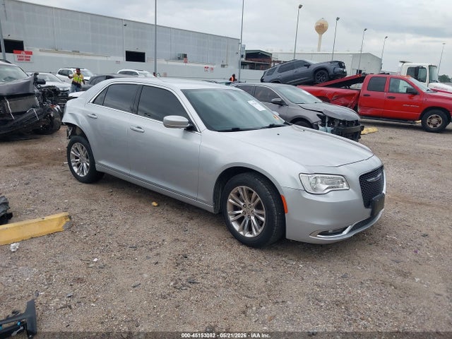 2020 Chrysler 300 Touring მანქანა იყიდება აუქციონზე, vin: 2C3CCAAG4LH193862, აუქციონის ნომერი: 45153082