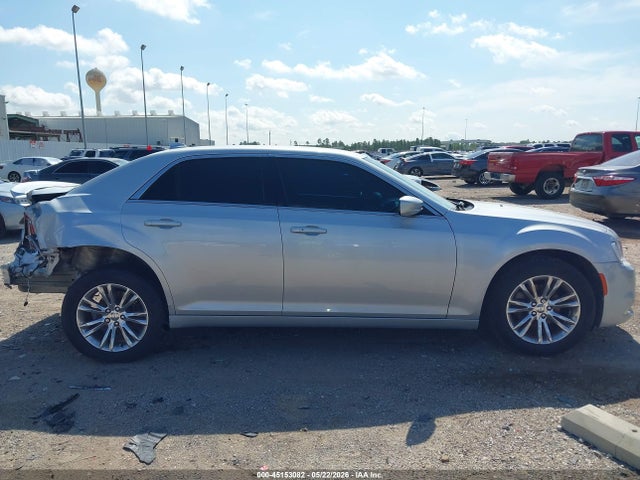 2020 Chrysler 300 Touring მანქანა იყიდება აუქციონზე, vin: 2C3CCAAG4LH193862, აუქციონის ნომერი: 45153082