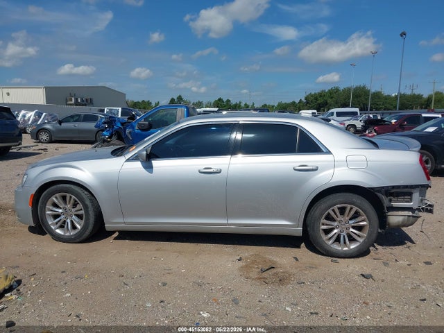 2020 Chrysler 300 Touring მანქანა იყიდება აუქციონზე, vin: 2C3CCAAG4LH193862, აუქციონის ნომერი: 45153082
