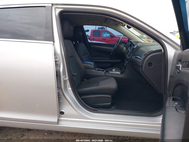 2020 Chrysler 300 Touring მანქანა იყიდება აუქციონზე, vin: 2C3CCAAG4LH193862, აუქციონის ნომერი: 45153082