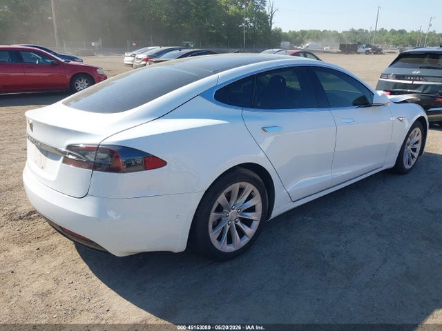 Продаж на аукціоні авто 2016 Tesla Model S 60/70/75/85, vin: 5YJSA1E14GF156163, номер лоту: 45153089