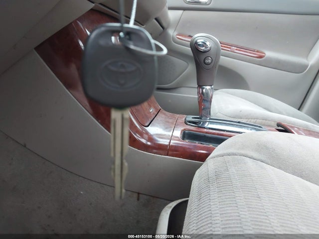 Продажа на аукционе авто 2005 Toyota Camry Xle, vin: 4T1BE30K45U519500, номер лота: 45153100