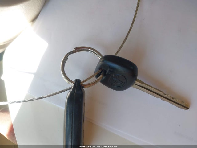45153112 :رقم المزاد ، 4T1BF28B62U223143 vin ، 2002 Toyota Avalon Xls مزاد بيع
