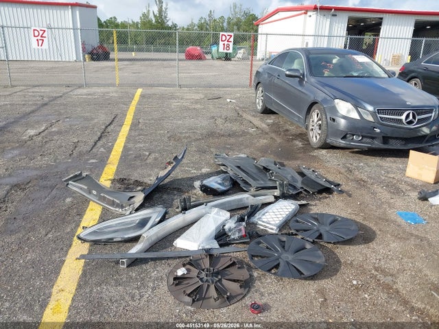 2021 Tesla Model S Long Range Dual Motor All-wheel Drive მანქანა იყიდება აუქციონზე, vin: 5YJSA1E55MF428413, აუქციონის ნომერი: 45153149