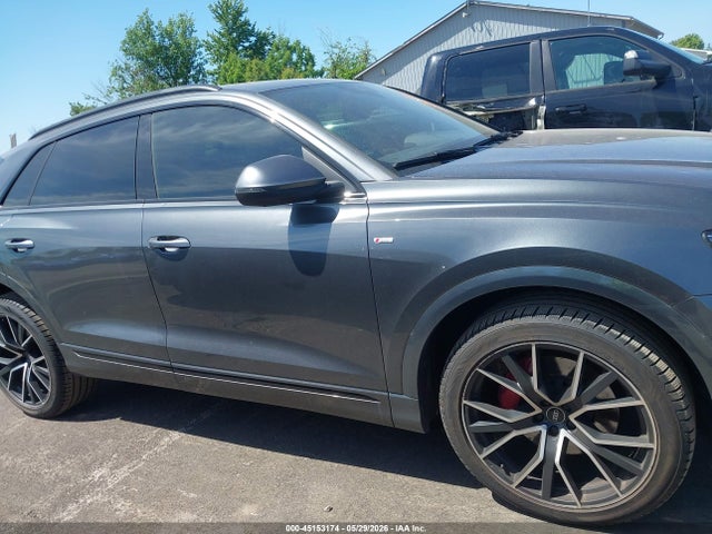 45153174 :رقم المزاد ، WA1EVAF11MD021283 vin ، 2021 Audi Q8 Premium Plus 55 Tfsi Quattro Tiptronic مزاد بيع