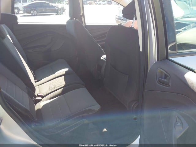 45153198 :رقم المزاد ، 1FMCU0F70KUB32124 vin ، 2019 Ford Escape S مزاد بيع