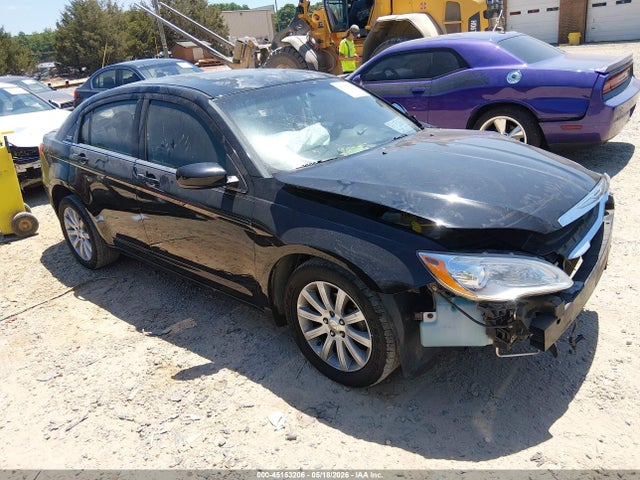 45153206 :رقم المزاد ، 1C3CCBBB9DN545321 vin ، 2013 Chrysler 200 Touring مزاد بيع
