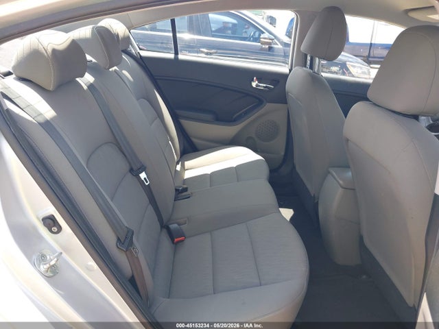 Продажа на аукционе авто 2015 Kia Forte Lx, vin: KNAFK4A64F5284806, номер лота: 45153234