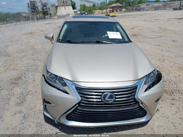45153242 :رقم المزاد ، 58ABK1GG9GU001876 vin ، 2016 Lexus Es 350 مزاد بيع