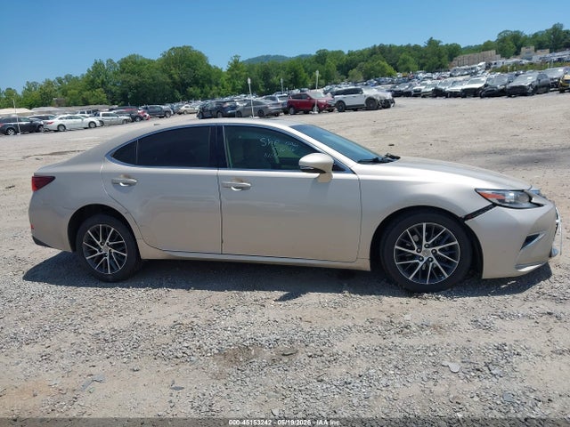 45153242 :رقم المزاد ، 58ABK1GG9GU001876 vin ، 2016 Lexus Es 350 مزاد بيع